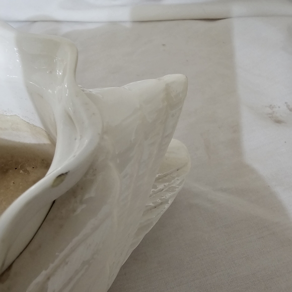 Vintage 1984 Gator Mold Co Ceramic Swan Planter Vase White - Picture 9 of 9